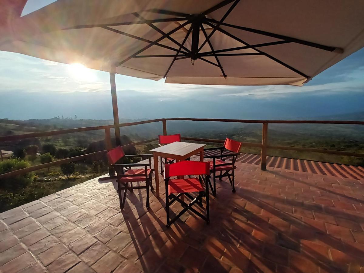 Hotel Carigua Баричара Экстерьер фото